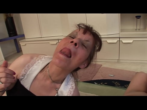❤️ Két nagymama és egy nagypapa hármasban ❌ Pornó videó at hu.zhangshumeng.top ❤